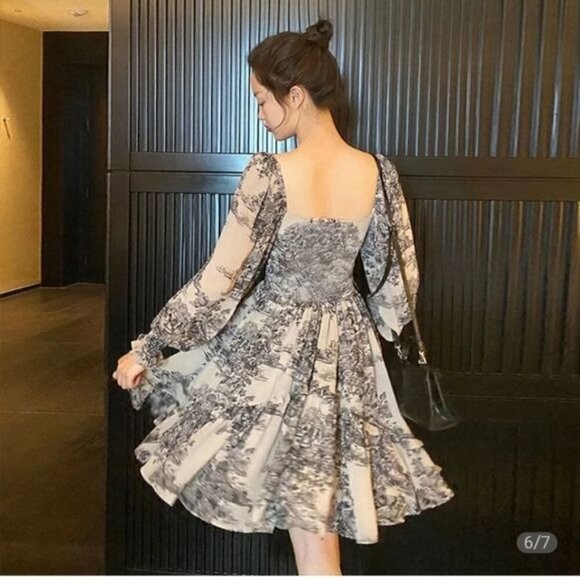 BLACK FRENCH ELEGANT EUROPEAN DRESS - Picture 3 of 10